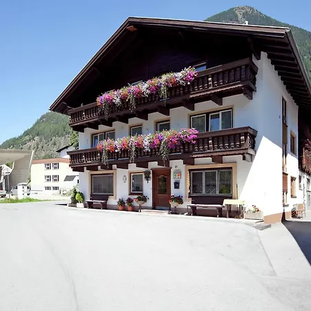 In Austria With Mountain Views *