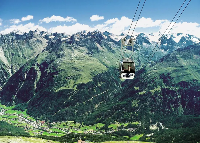 In Austria With Mountain Views * Längenfeld