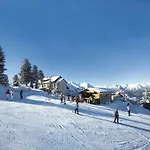 In Austria With Mountain Views Apartament *